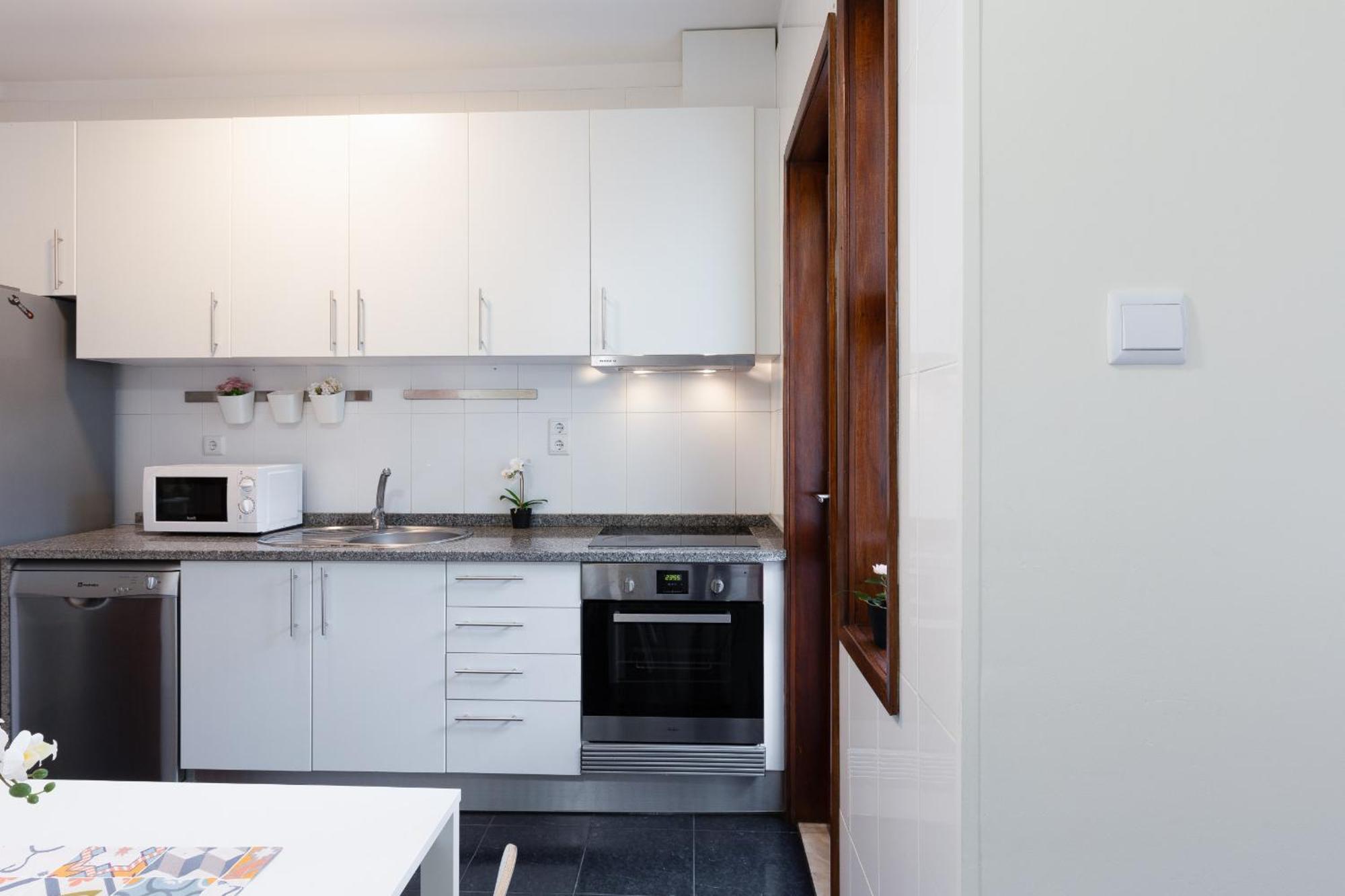 Host Wise Apartment Porto Exterior photo