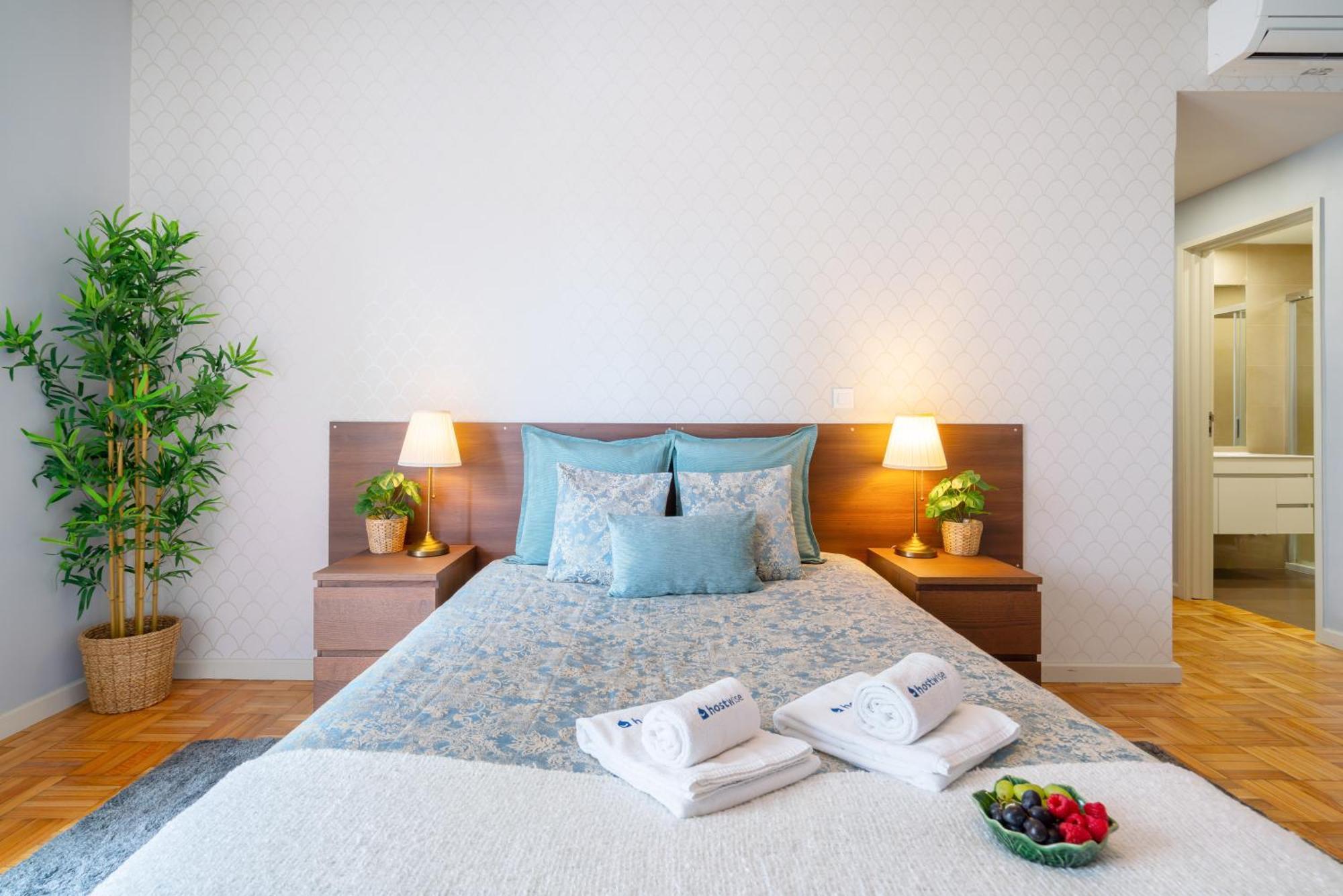 Host Wise Apartment Porto Room photo